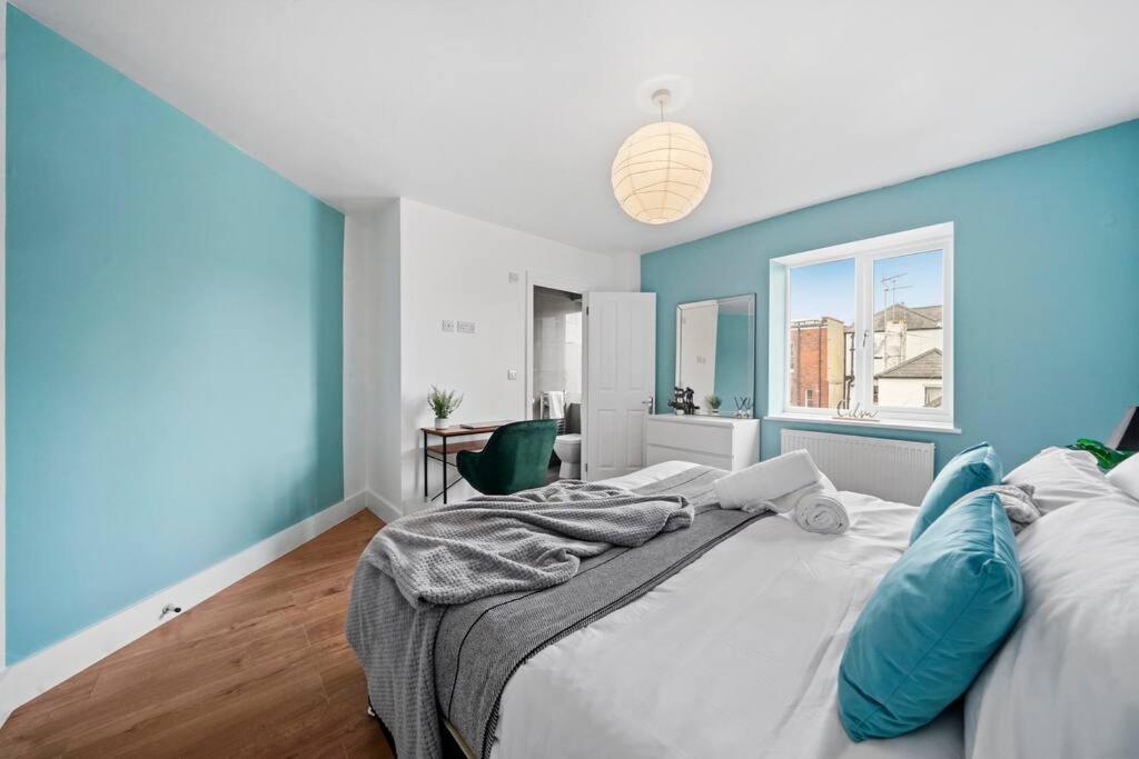 The Chaucer Suite - Exceptionally Stylish - Sleeps 4 Canterbury Luaran gambar